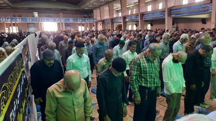 تصاویر/اقامه نماز عبادی سیاسی جمعه در خمین