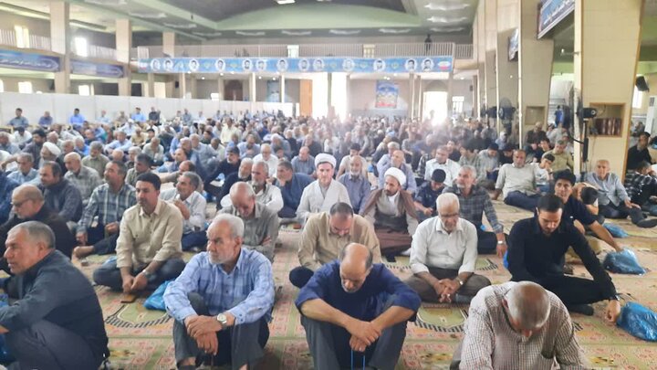 تصاویر/اقامه نماز عبادی سیاسی جمعه در خمین