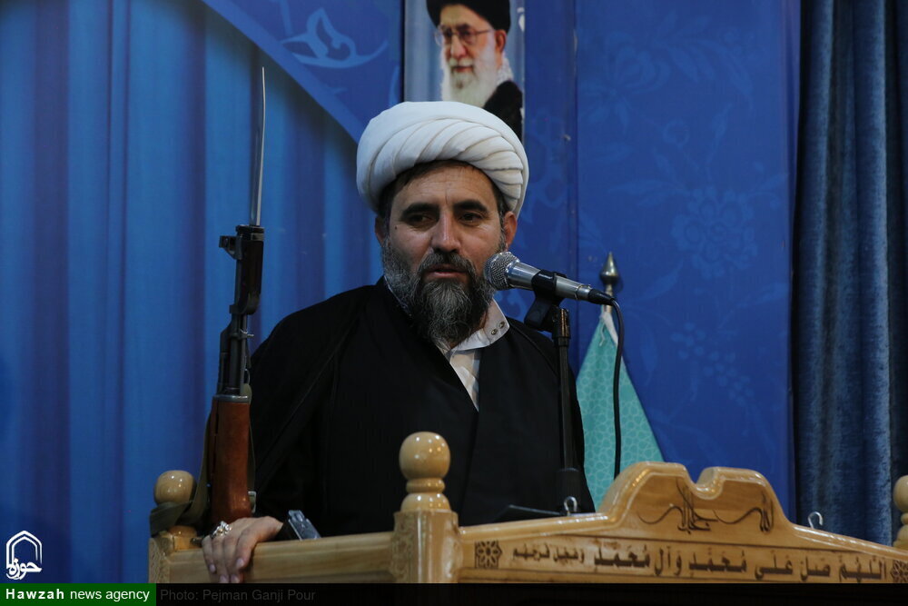 ایستادگی،گفتمان اصلی انقلاب است