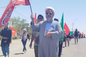 مبلغان جهادی با حضور در مسیر زائران، فاصله میان روحانیت و نسل جوان را کاهش می‌دهند