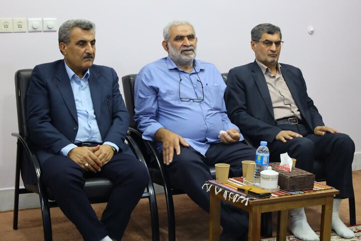 تصاویر/ دیدار جمعی از آزادگان سرافراز دفاع مقدس با نماینده ولی فقیه مازندران