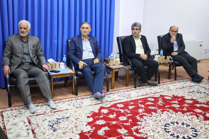 تصاویر/ دیدار جمعی از آزادگان سرافراز دفاع مقدس با نماینده ولی فقیه مازندران