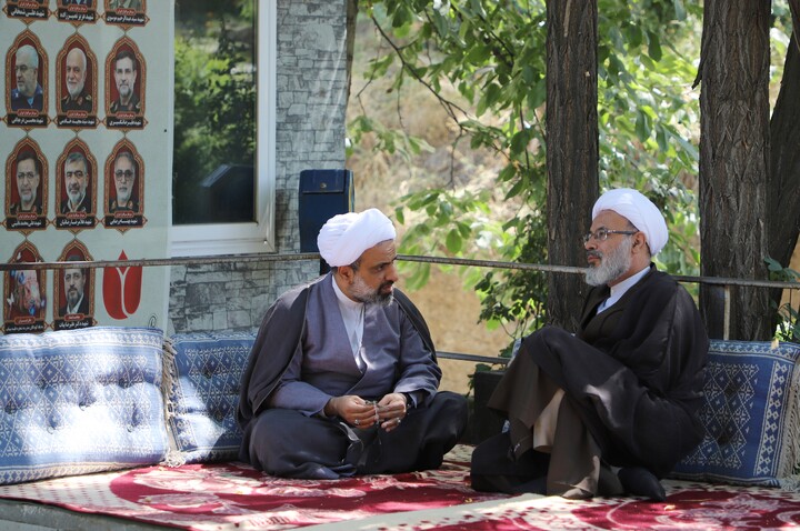 تصاویر/دیدار معاون تهذیب حوزه‌های علمیه از دوره تکمیلی نظام اندیشه و حیات اجتماعی اسلام