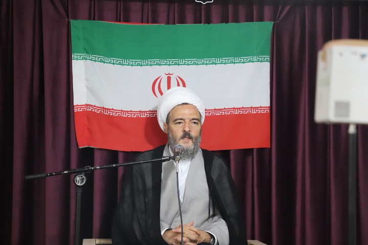 تصاویر/آیین افتتاحیه میثاق طلبگی سال تحصیلی 1405-1406