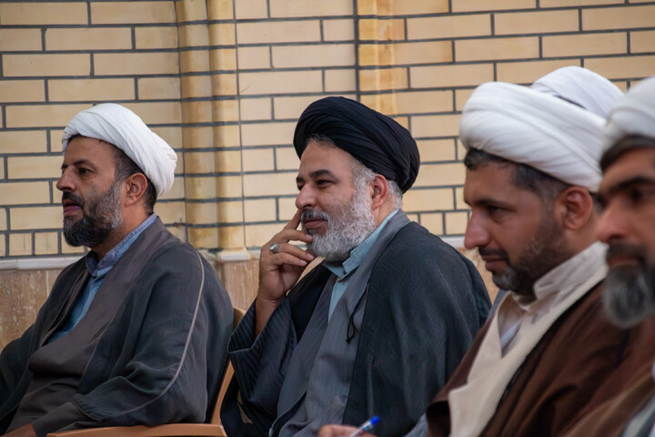 تصاویر/ دوره دانش افزایی اساتید حوزه علمیه استان کرمان-کارگاه صرف و نحو