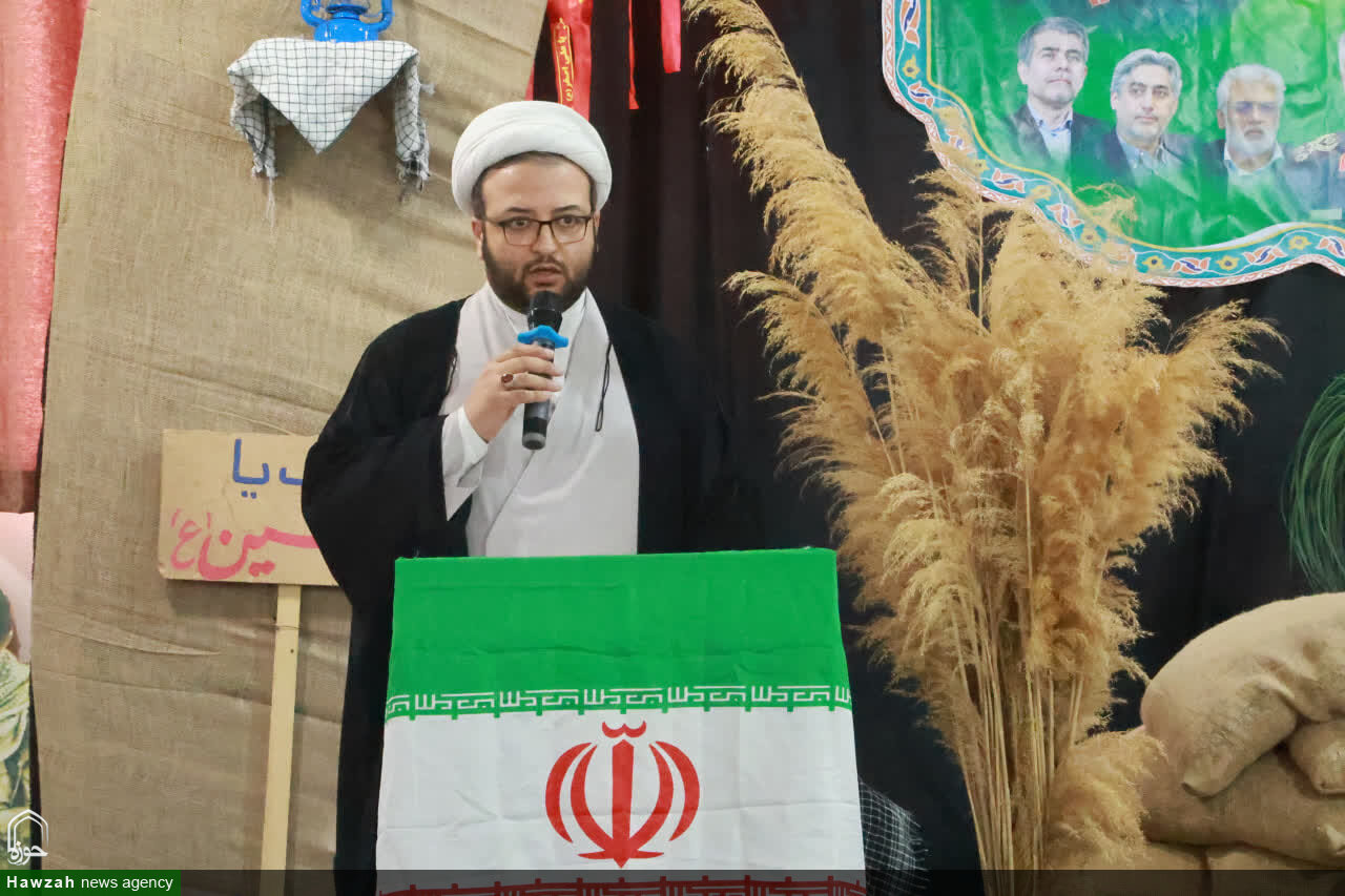 نماز جماعت از مهم‌ترین جلوه‌های وحدت و انسجام جامعه اسلامی است