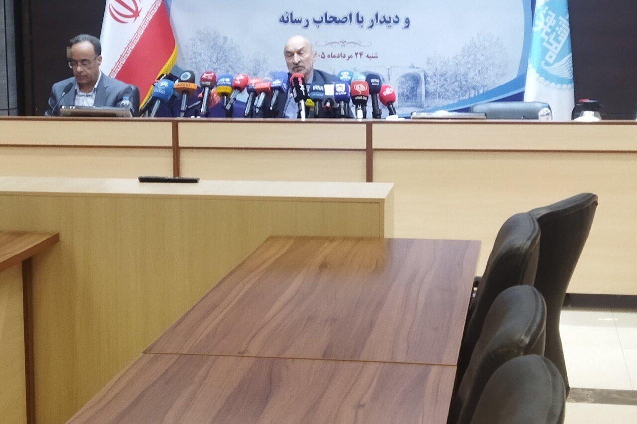 لزوم گسترش همکاری حوزه و دانشگاه در زمینه رفع مشکلات کشور 