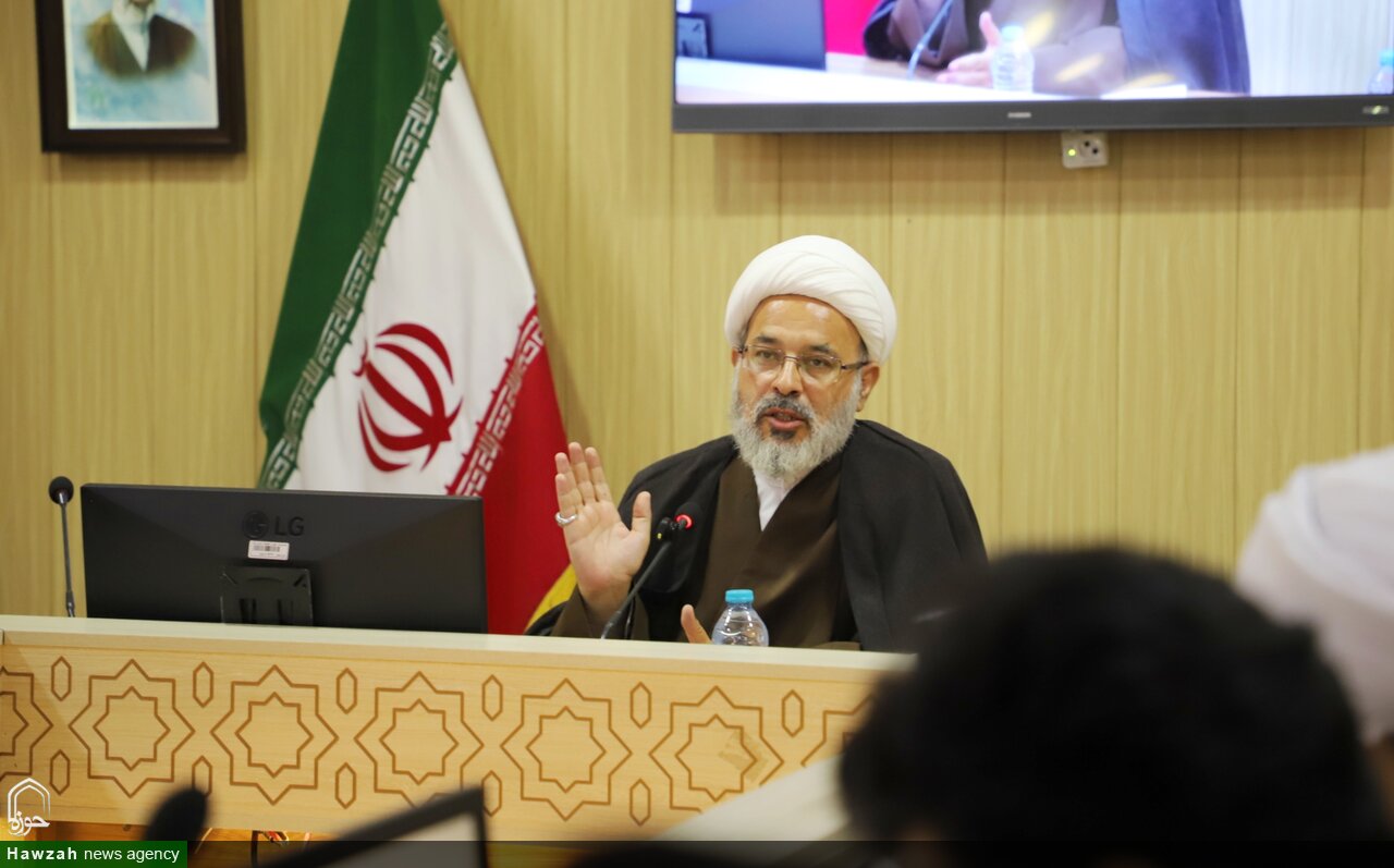 تصاویر/ حضور معاون تهذیب حوزه‌های علمیه  در دوره تکمیلی نظام اندیشه و حیات اجتماعی اسلام در مشهد