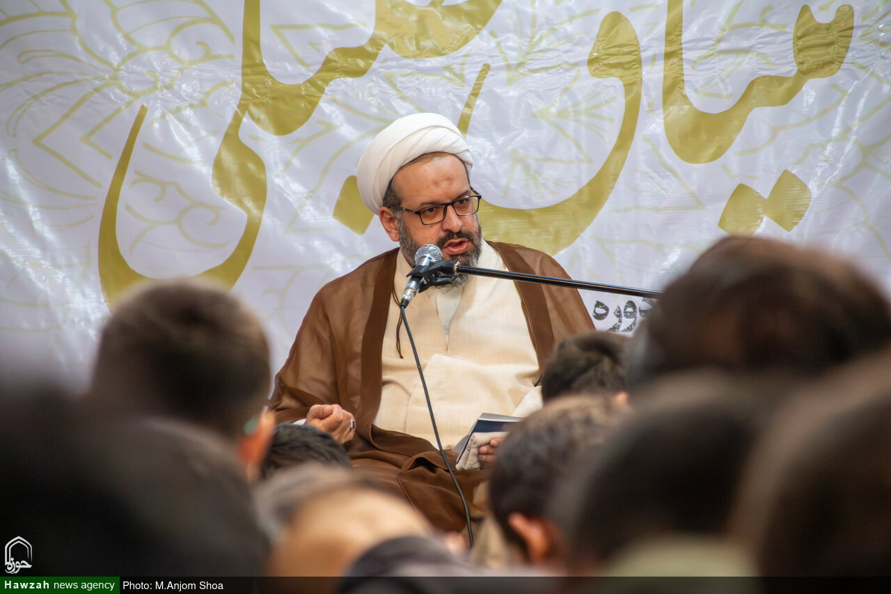 مسیر طلبگی، راهی برای شناخت عمیق هستی و زیستن آگاهانه است