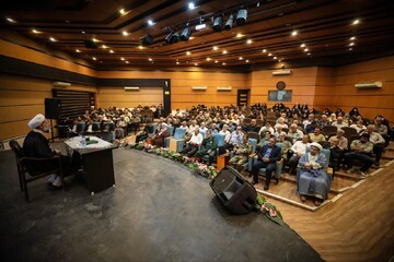 فیلم | همایش مسجد قلب تپنده محله اسلامی در آبیک