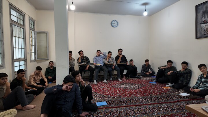 تصاویر/ برگزاری روز دوم دوره میثاق طلبگی در همدان