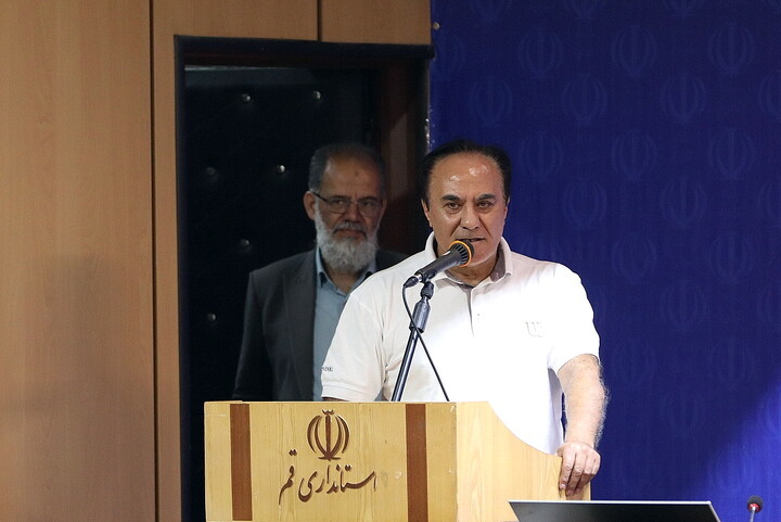 تصاویر/ گرامیداشت روز خبرنگار در استانداری قم