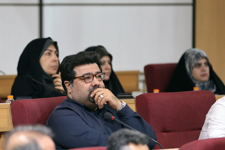 تصاویر/ گرامیداشت روز خبرنگار در استانداری قم