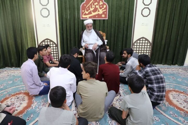 ازشور اغاز تا عمق طلبگی