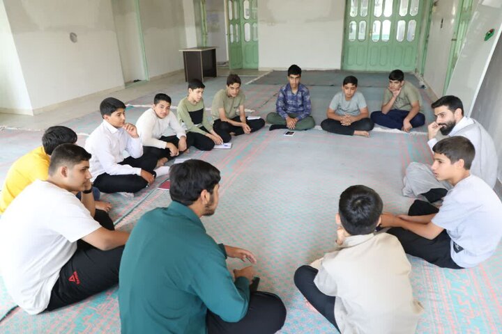 ازشور اغاز تا عمق طلبگی