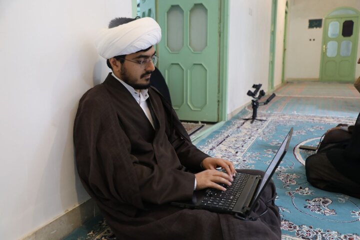 ازشور اغاز تا عمق طلبگی