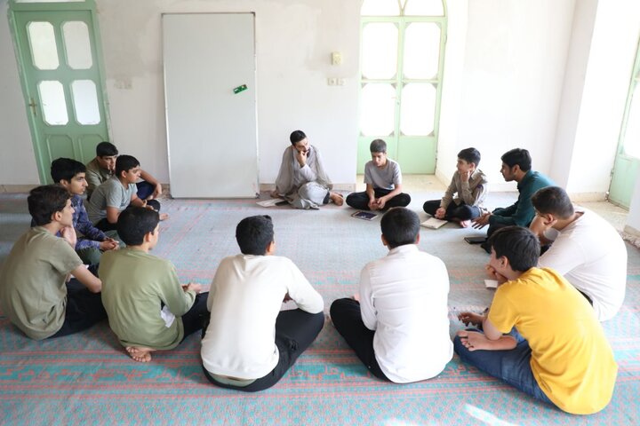 ازشور اغاز تا عمق طلبگی