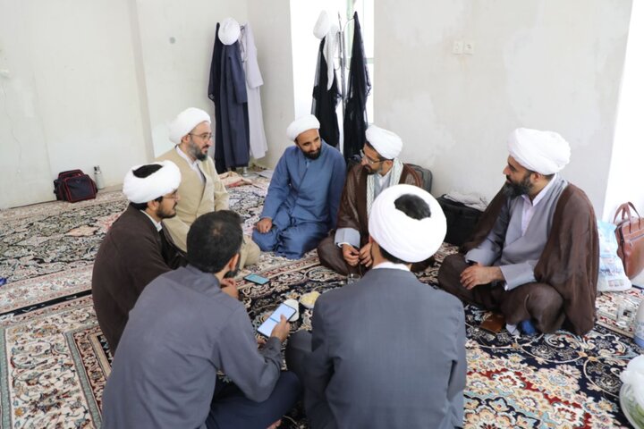 ازشور اغاز تا عمق طلبگی