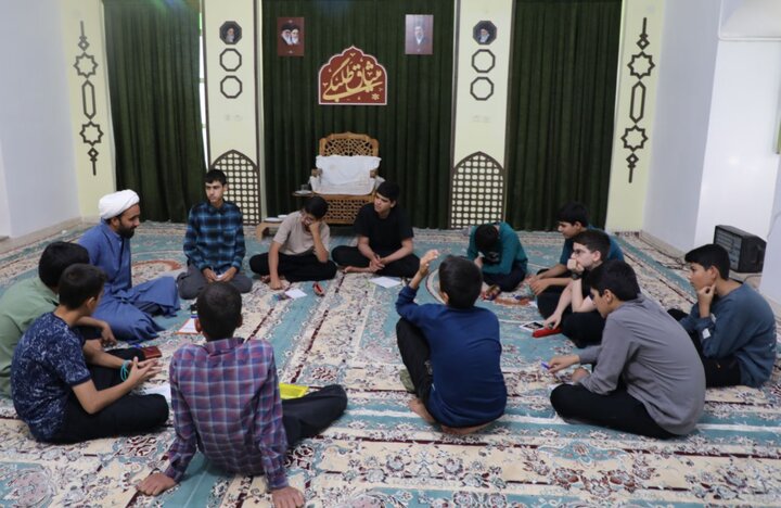 ازشور اغاز تا عمق طلبگی