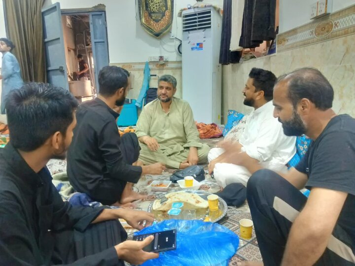 حسینیہ بیت الاحزان نجف اشرف میں ہزاروں زائرین کے لیے وسیع خدمات