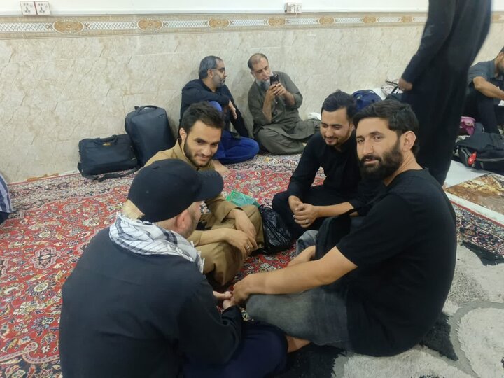 حسینیہ بیت الاحزان نجف اشرف میں ہزاروں زائرین کے لیے وسیع خدمات
