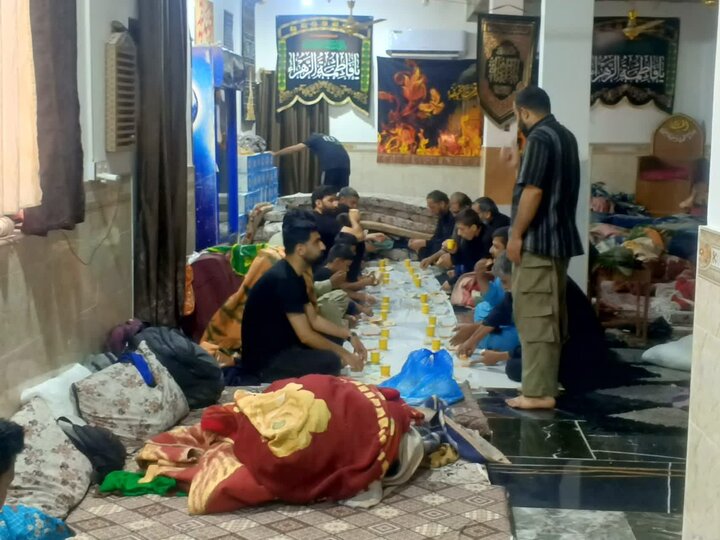 حسینیہ بیت الاحزان نجف اشرف میں ہزاروں زائرین کے لیے وسیع خدمات