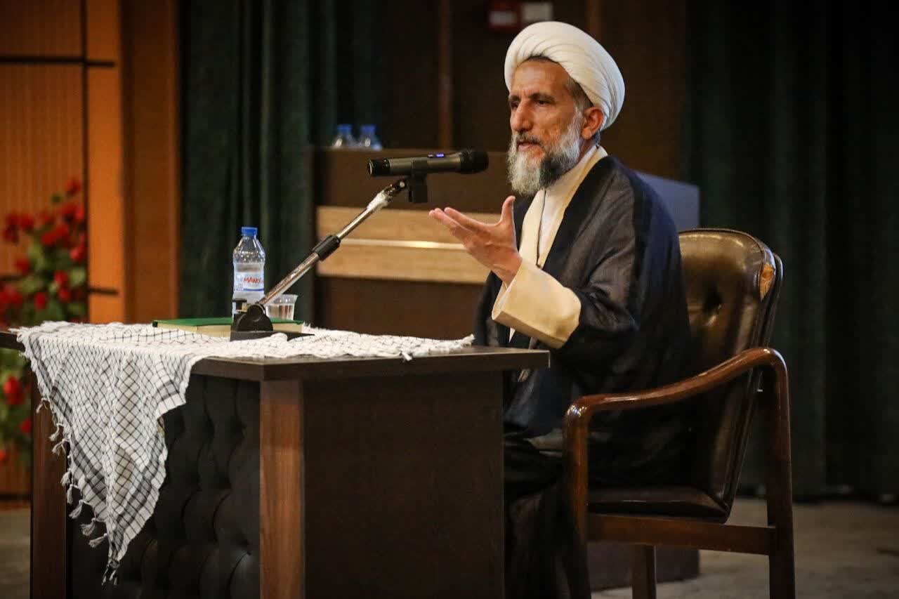 دشمن مترصد ایجاد اغتشاش داخلی است