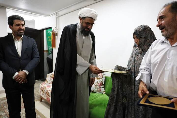 تقدیر امام جمعه همدان از آزاده سرافراز