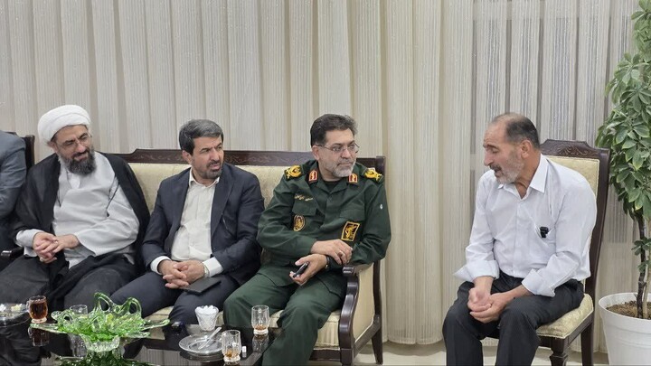 تقدیر امام جمعه همدان از آزاده سرافراز