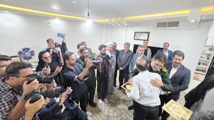 تقدیر امام جمعه همدان از آزاده سرافراز