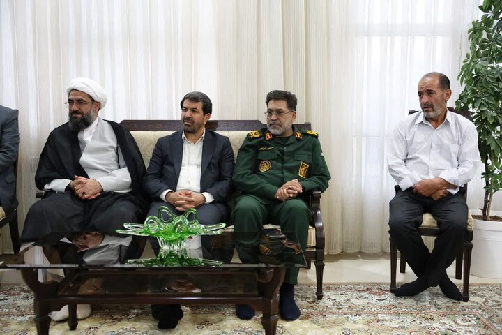 تقدیر امام جمعه همدان از آزاده سرافراز