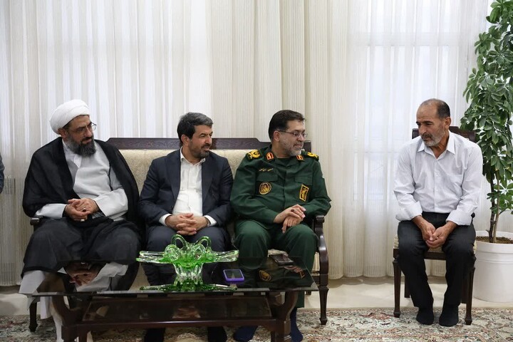 تقدیر امام جمعه همدان از آزاده سرافراز