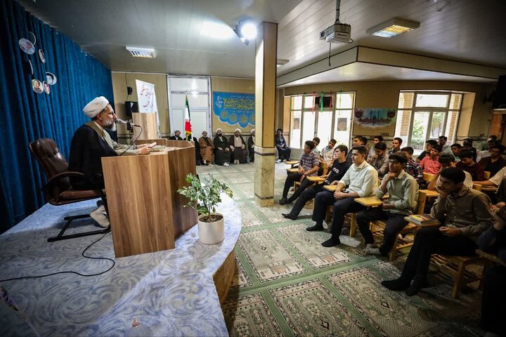 تصاویر / برگزاری دوره میثاق طلبگی در حوزه علمیه استان قزوین