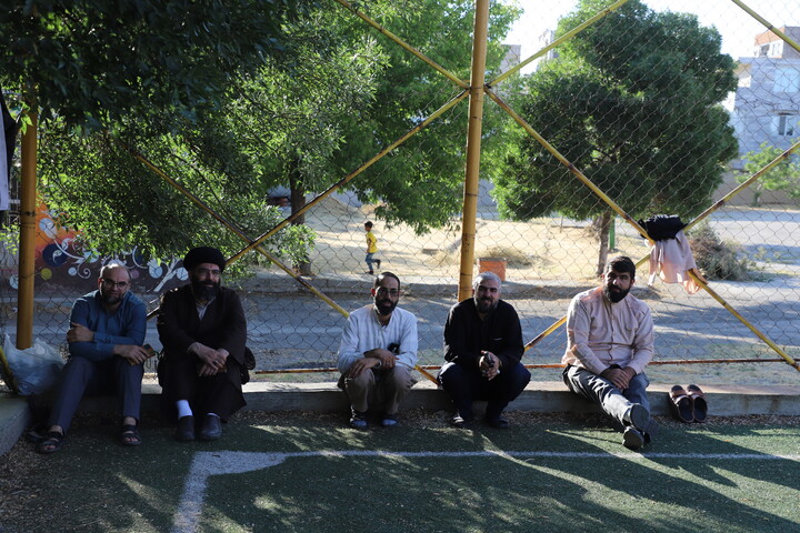 تصاویر/برگزاری مسابقات فوتبال در دوره میثاق طلبگی