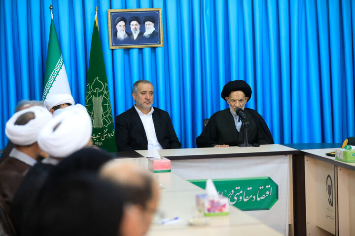تصاویر| جلسه برنامه ریزی گرامیداشت اربعین تدفین رهبر شهید انقلاب