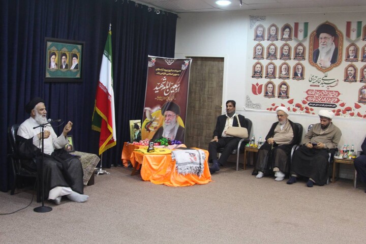 دیدار جمعی از آزادگان با نماینده ولی فقیه در خوزستان