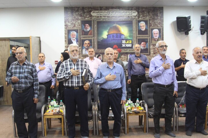دیدار جمعی از آزادگان با نماینده ولی فقیه در خوزستان