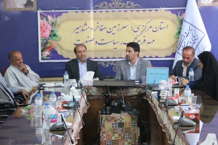 تصاویر/وبینار و تجلیل از آزادگان در سالروز ورود آزادگان جنگ تحمیلی به کشور در اراک