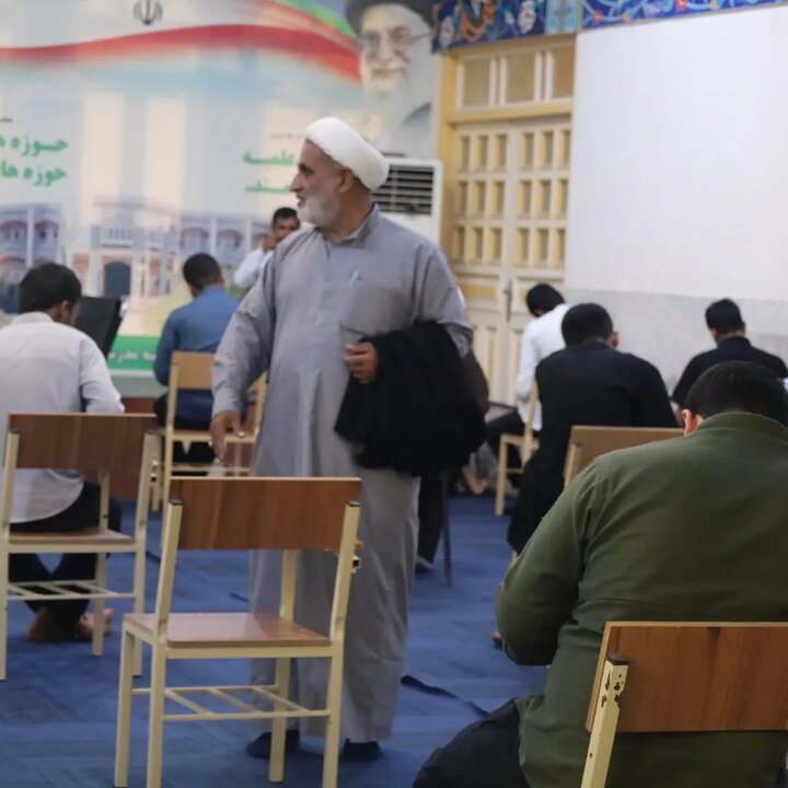 تصاویر/برگزاری امتحانات ترم دوم مدرسه علمیه(ص) بندرعباس