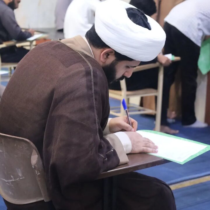 تصاویر/برگزاری امتحانات ترم دوم مدرسه علمیه(ص) بندرعباس
