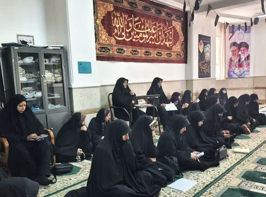 کارگاه تبیین مسائل سیاسی روز در مدرسه علمیه کوثر آباده برگزار شد