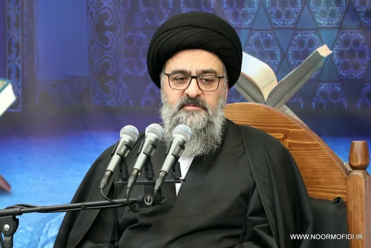 مسجد، نهادی انسان‌ساز، فرهنگ‌آفرین، هویت‌بخش و وحدت‌آفرین است