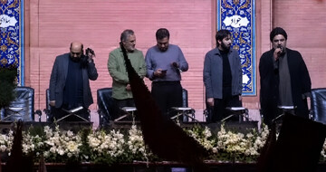 تصاویر/ محفل اربعین قرآنی ترین رهبر جهان اسلام در مشهد مقدس