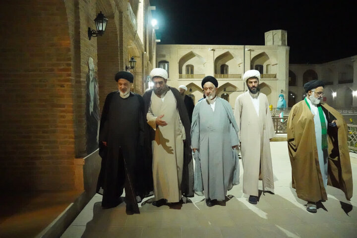 تصاویر /بازدید مشاور ریئس جمهور در امور روحانیت از مدرسه  علمیه صالحیه  قزوین