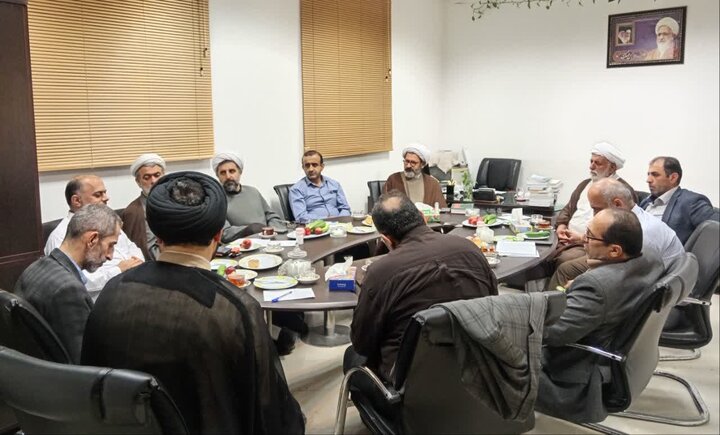 تصاویر/ نشست علمی  با موضوع قرآن و علوم روز، با محوریت کتاب تفسیر تسنیم