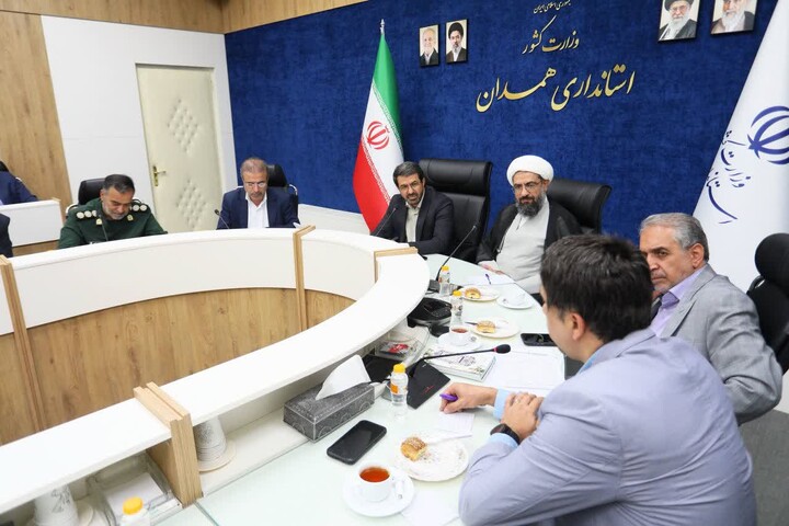 تصاویر / نشست کارگروه ترویج زیست عفیفانه استان همدان