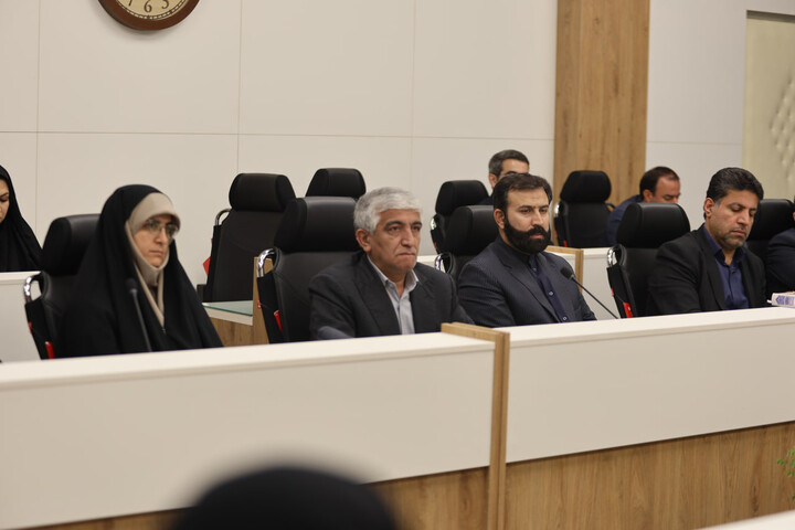 تصاویر / نشست کارگروه ترویج زیست عفیفانه استان همدان