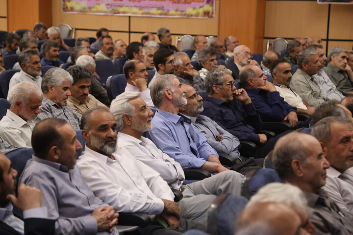 تصاویر /  آیین تجلیل از آزادگان سرافرار همدان