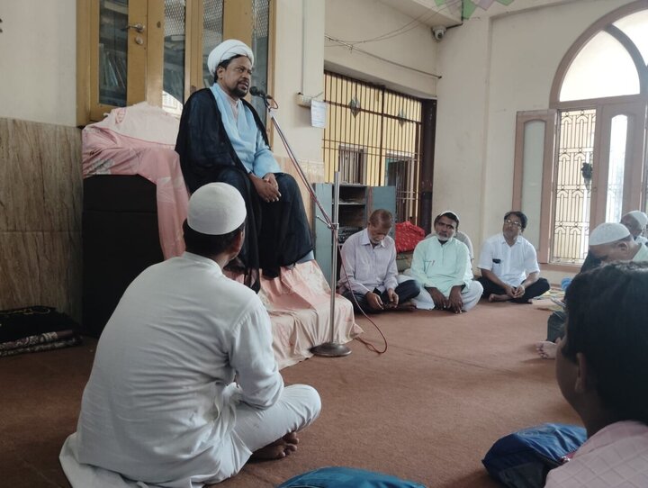 शहीद रहबर आयतुल्लाह ख़ामेनेई इस्लामी दुनिया के महान और प्रतिष्ठित धार्मिक एवं राजनीतिक नेता और मार्गदर्शक थे: मौलाना मज़ाहिर हुसैन