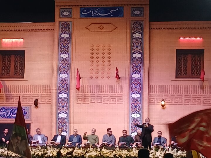 تصاویر/ محفل اربعین قرآنی ترین رهبرجهان اسلام در مشهد مقدس